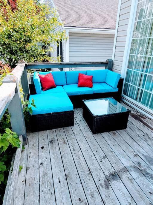 Holiday home House With Jacuzzi Accross A Park Omaha